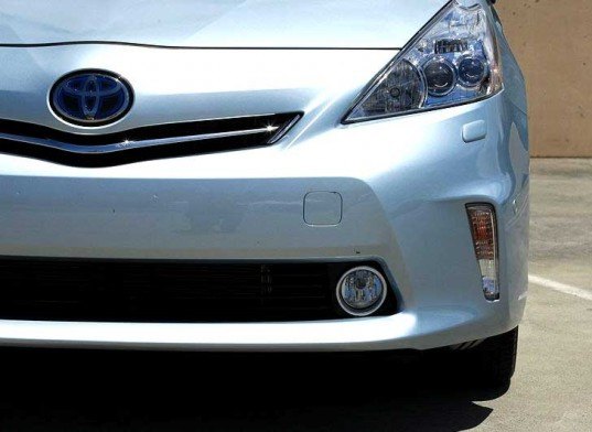car color, car color choices, cool car color choices, car efficiency, vehicle efficiency, black car efficiency, silver car efficiency, reflective paint, reflective vehicle paint
