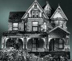 Incredible Decaying Victorian Home Made From 110,000+ LEGO Blocks!