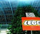 The World’s Largest LEGO Christmas Tree Pops Up in London!