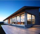 The Houl: A Sleek Net-Zero Carbon Long-House in Scotland