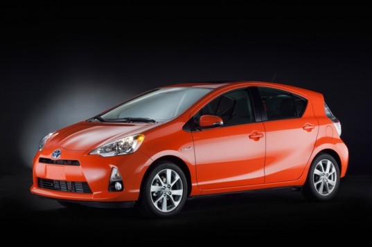 Compact Hybrid, 51 mile a gallon, New Prius, Prius compact, Prius C,prius c, Model C, Toyota Prius compact, Prius Model C debuts