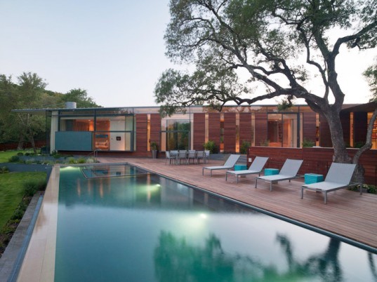 cascading creek house, bercy chen studio, sustainable design, green design, green architecture sustainable architecture, rainwater recycling, rainwater collection, green building, texas