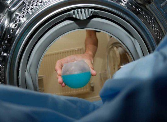 Household water footprint water footprint, water conservation, eco-fashion, sustainable fashion, green fashion, ethical fashion, sustainable style, Robert Crawford, University of Melbourne