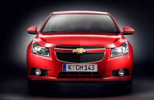 Chevy Cruze, Chevy Cruze plug-in hybrid, plug-in hybrid, hybrid vehicle, hybrid car, GM, green vehicle, green car, green automotive design, green transportation, alternative transportation,