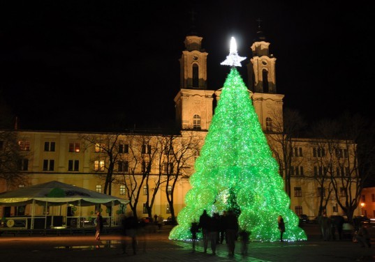 green design, eco design, sustainable design, green Christmas tree, eco christmas, Jolanta Šmidtienė, Kaunas Lithuania, Recycled plastic bottles, recycled Christmas Tree, Plastic bottle tree