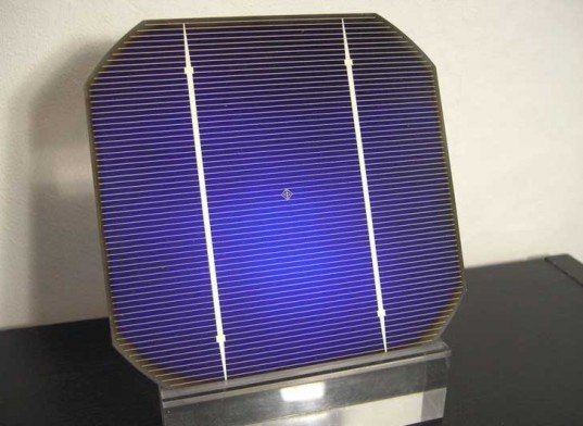 solar cell, super efficient solar cell, uber solar cell, solar cell efficiency, how efficient are solar cells, solar cell technology, new solar technology, solar energy innovation, solar power innovation, solar power technology, green energy, renewable energy, national renewable energy laboratory, government renewable energy policy, renewable energy investment