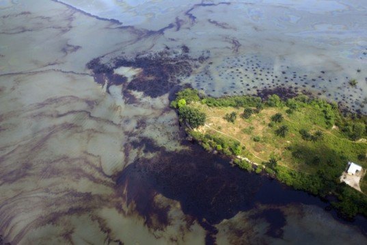 Nigeria, Niger Delta, Oil SPill Shell oil spill, Lagos, Bonga field