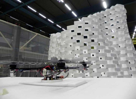flying robot tower, flying robots, robot construction, robot construction workers, robot art, art installation, robot building, robot swarm, frac, paris, green technology, green construction, green art