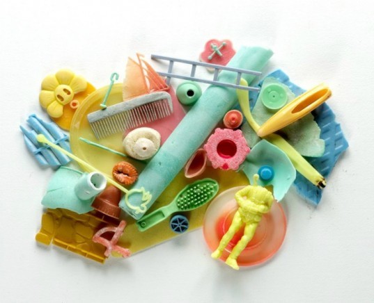 beach plastic, recycled ocean litter, recycled plastic toys, recycled materials, beach artwork, litter art, richard lang, judith selby lang