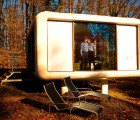 Modern Prefabricated LoftCube Pops Up at 19th Century Belgian Castle