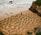 Andres Amador’s Awe-Inspiring Sand Drawings Wash Away with the Tide