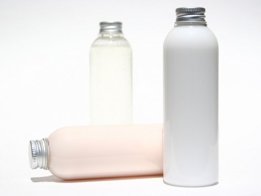 difesa dei consumatori, Silent Spring Institute, inhabitots, parenting, tossine, sostanze chimiche, prodotti per la casa, prodotti per la pulizia, profumi, BPA, filtri UV, ftalati,