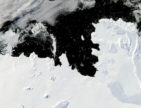 Climate Change, Video, Antarctica, Antarctica Glaciers, Antarctica Ice Cracking, Antarctica Ice Cracks, Antarctica Ice Melting, Antarctica Melting, Cracking Ice Antarctica, Ice Cracks Antarctica, Melting Ice Antarctica, Polar Ice, Polar Ice Loss, Green News
