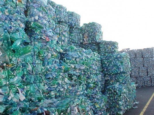 recycling, carbonLITE, Jerry Brown, plastic recycling, PET, PET bottles, plastic bottles, California, Riverside, Nestle, PepsiCo