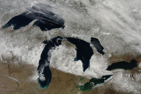 Great Lakes, Lake Michigan, Lake Erie, Lake Superior, Lake Huron, Lake Ontario, global warming, climate change, NOAA, Jia Wang, fresh water, water quality, algae blooms, Chicago, Buffalo, 