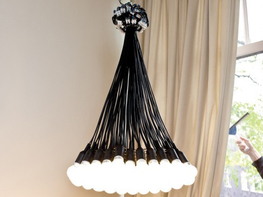rodi graumans, droog design, led bulbs, led chandelier, lightbulb cluster, 85 lamps