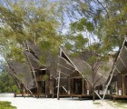 Suluwilo is an Eco-Lux Villa in Mozambique Shaped Like a Boat