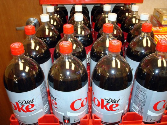 coca-cola plastic recycling, coca-cola plant, eco plastics coca-cola, plastic bottle recycling, plastic recycling, eco plastics, coca-cola enterprises UK
