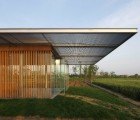 Harvest Pavilion Collects the Bounty on an Eco-Farm in China