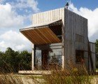 Amazing Whanapoua Sled House Can Be Slid Around the Beach in New Zealand