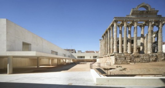 José María Sánchez García, archaeological restoration, temple of diana, merida roman temple, historical renovations