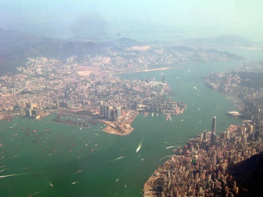 China emissions, china industrial growth, European emissions, airline emissions, CO2 emissions, climate change, emission reduction, emission goals, carbon footprint,