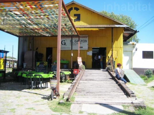 el galpon market, buenos aries, recycled train station, adaptive reuse, green renovation, sustainable design, green design, upcycled train station, green architecture, sustainable architecture, retrofitted building, renovated train station