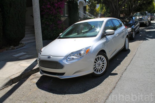 Ford, Ford Focus, Ford Focus Electric, electric car, Ford electric car, green transportation, green car, Nissan LEAF, Tesla Model S, Honda Fit EV, Chevy Volt,EV range anxiety