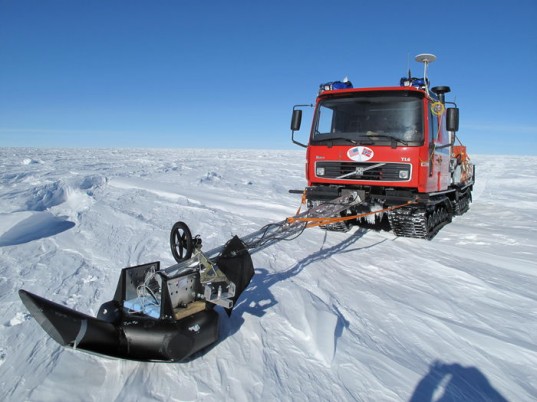 arctic summer sea ice, arctic ice, cryosat-2, European space agency, ESA, arctic ocean, summer ice, university college of london, us national snow and ice data center, arctic sea ice,