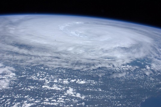Sustainability Features, cloud brightening, clouds, global warming, hurricanes, seeding, university of leeds, cloud seeding, hurricane defense, marine clouding brightening, hurricane intensity, sea surface temperature