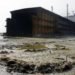 exxon valdez, exxon valdez oil spill, gulf of mexico oil spill, deep horizon oil spill, ship breaking, metal recycling, oil spill, toxic spill, Indian ship-breaking yard, alang,