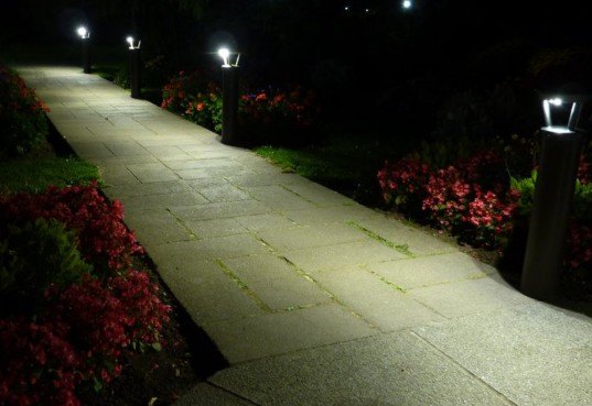Reliance Foundary, Solar power, LED lighting, pathway, outdoor, technology, Bollard