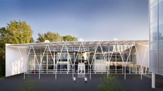 Clemson University, LEED Gold, Lee Hall, Expansion, Sustainable, Academic building, zero energy, Thomas Phifer and Partners, McMillan Pazdan Smith Architecture, Holder Construction, energy efficiency, ventilation, 