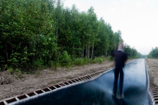 Fast Track, Trampoline Sidewalk, Salto Architects, green commute, green transportation, archstoyanie festival, trampoline
