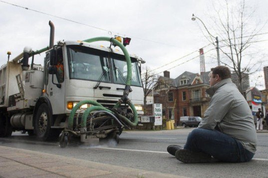 Toronto, Bike Lanes, arrests, police, Mayor Rob Ford, David Miller, Jarvis Street, bike lane removal, bicycles,