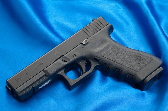 green design, eco design, sustainable design, 3d printed guns, Defense Distributed, 3d printers, makerbot, AR-15, Wikiwep, plastic gun, gun control, home made gun