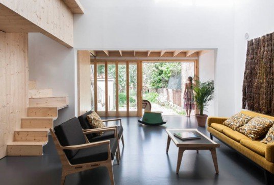 Calderon-Folch-Sarsanedas Arquitectes, Barcelona, Spain, Low Energy, MZ House, Passive, solar, natural ventilation, wool insulation, prefabricated, prefab