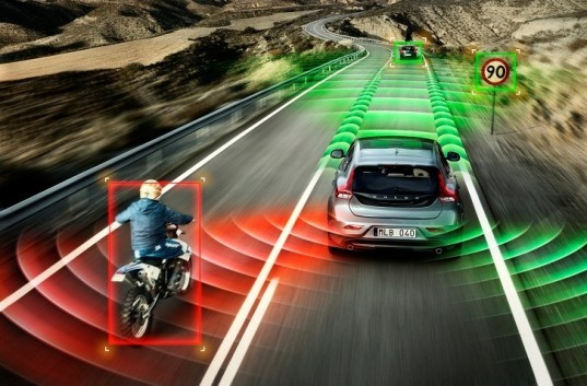 Volvo, Volvo autonomous cars, autonomous cars, car safety, car technology, automated car technology, Volvo V40, Google, Ford, Mercedes-Benz