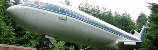 airplane house, airplane conversion,Boeing 727, reclaimed airplane, restoring airplane home