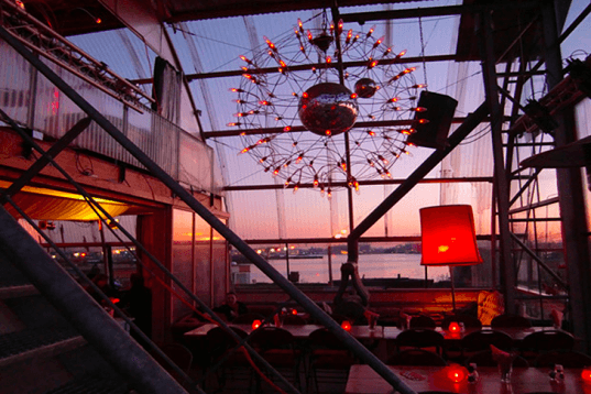 Architecture, Sustainable Food, Recycled Materials, NDSM, amsterdam, Noorderlicht Café, centraal station, restaurant, shelter, Architecture, sustainable Food, Recycled Materials,