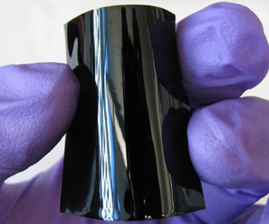 MIT, polymer film, bio-polymer film, piezoelectric, piezoelectric clothing, water vapor, devices, gadgets, water power, sweat power