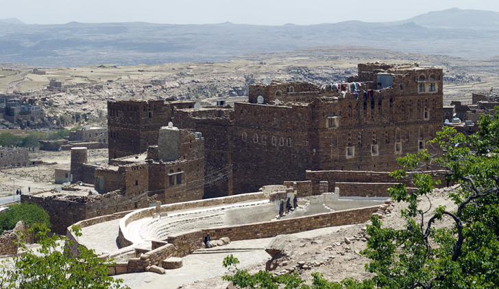green design, eco design, sustainable design, Thula Fort, Thula, Yemen, Aga Khan Award for Architecture, Social Fund for Development, ancient preservation, Abdullah Al-Hadrami