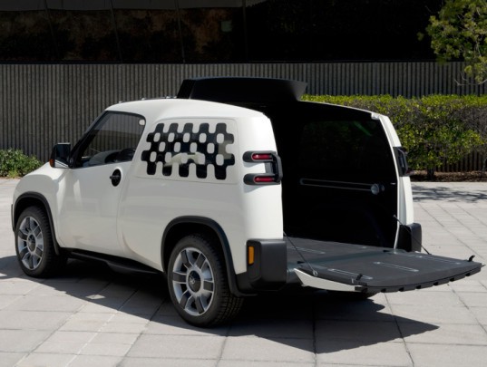 Toyota, Urban Utility Concept Car, toyota U2, diy, do it yourself, green vehicle, green transportation, sustainable transportation, make magazine, Calty Design Research, utility vehicle, urban utility vehicle, transforming car, green car