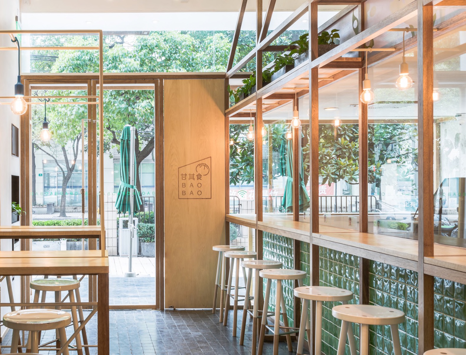 Stylish Shanghai Eatery Promotes The Goodness Of Their Food With A 