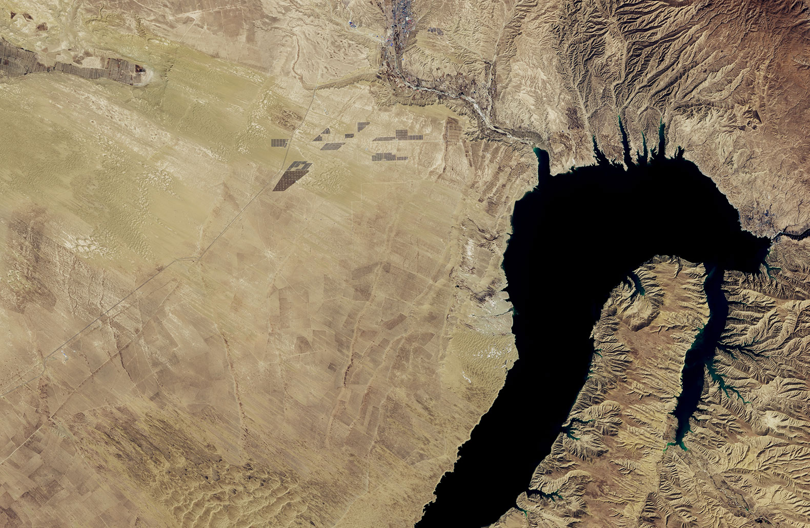 NASA, NASA Earth Observatory, China, Longyangxia Dam Solar Park, Longyangxia, solar park, solar farm, solar, solar panel, solar panels, solar power, solar energy, energy, renewable energy, satellite, satellite image, satellite images, satellite imagery