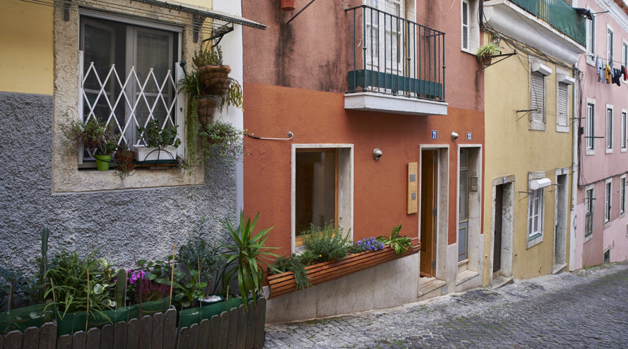 Lisbon, Alina Jerónimo and Paulo Carneiro, CAS architecture, green renovation, historic building conversion, green conversion, natural building materials, natural light, Portugal