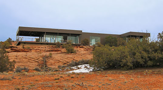 Marmol-Radziner, Utah House, Marmol Radziner Prefab, Prefab in Moab, Utah