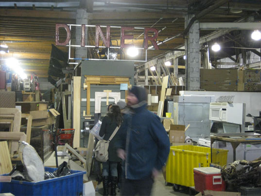 build it green, build it green nyc, green design, eco design, green furniture, salvaged materials, recycled materials, green building materials, new york city, reused materials, buy green furniture, buy recycled furniture