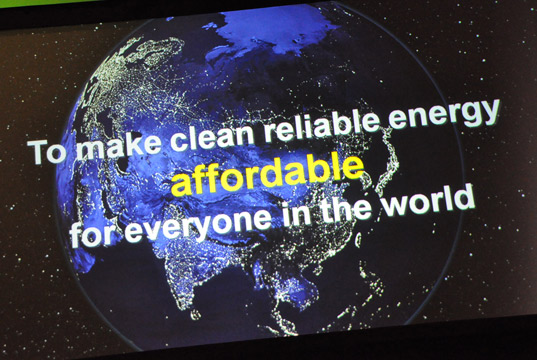 “clean energy”, bloom box, bloom energy, ebay, emission free power, fuel cell power, green design, home power plant, K.R. Sridhar, sustainable design, sand, bloom box unveiled
