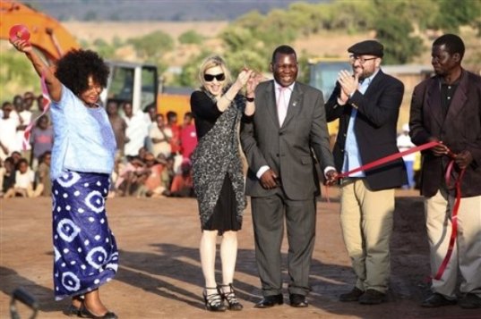 malawi, madonna, raising malawi, academy, academy for girls, malawi academy for girls, Sustainable Building, solar power, natural ventilation, local materials, africa